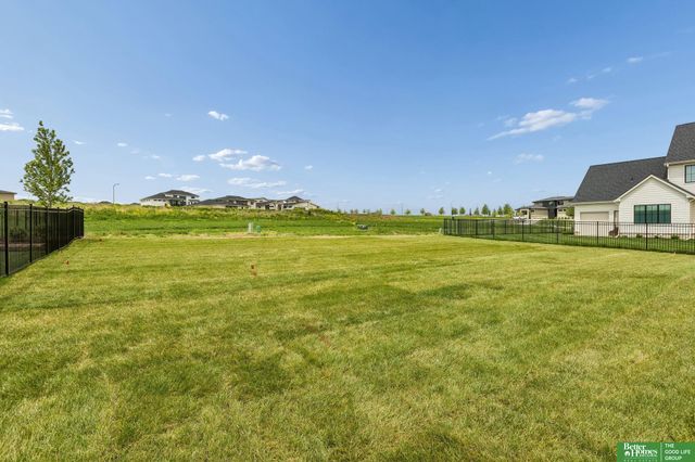 3308 S 206th Street, Elkhorn, NE 68022