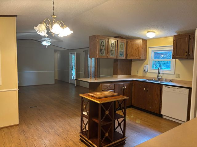 854 Ponderosa Drive, Soddy Daisy, TN 37379