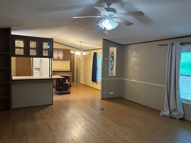 854 Ponderosa Drive, Soddy Daisy, TN 37379