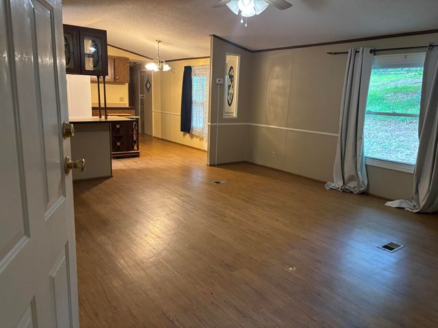 854 Ponderosa Drive, Soddy Daisy, TN 37379