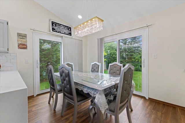 4102 W Minnesota COURT, Franklin, WI 53132