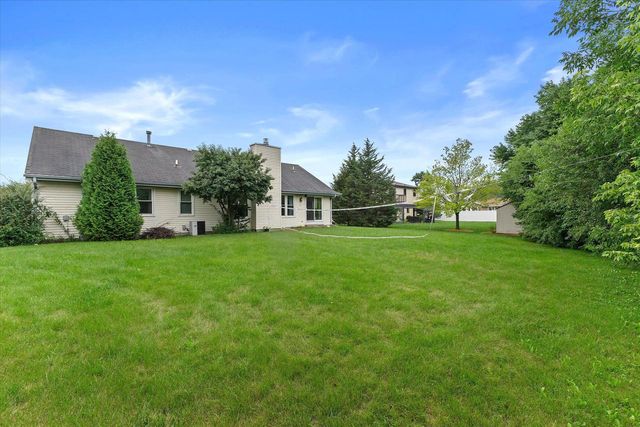 4102 W Minnesota COURT, Franklin, WI 53132
