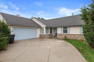 4102 W Minnesota COURT, Franklin, WI 53132