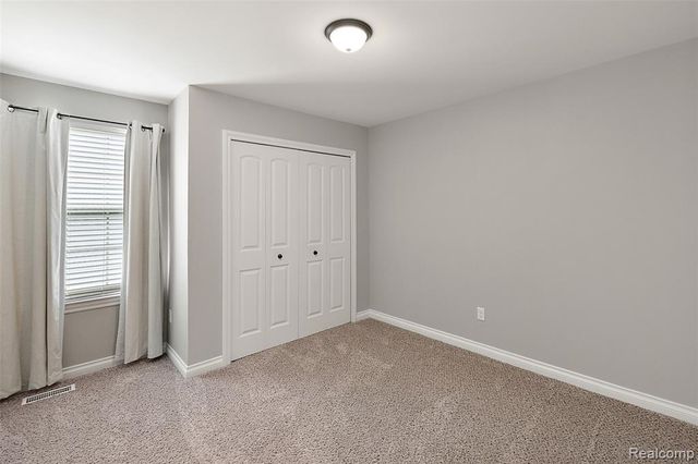 215 La Plaza Court, Royal Oak, MI 48073