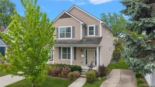 215 La Plaza Court, Royal Oak, MI 48073