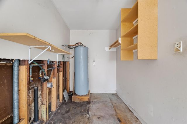 8438 Gallahad Street, Houston, TX 77078