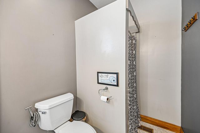 3118 N County Road 5 3118 N County Road 5, Bellefontaine, OH 43311