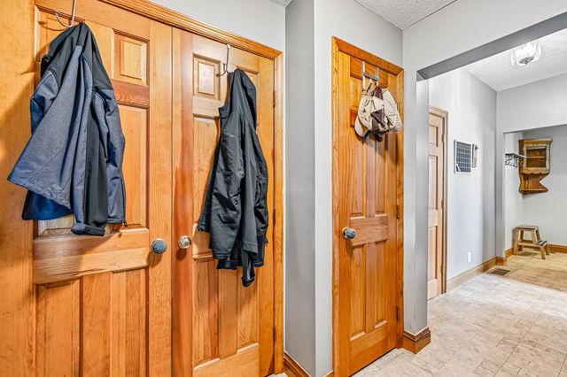 3118 N County Road 5 3118 N County Road 5, Bellefontaine, OH 43311