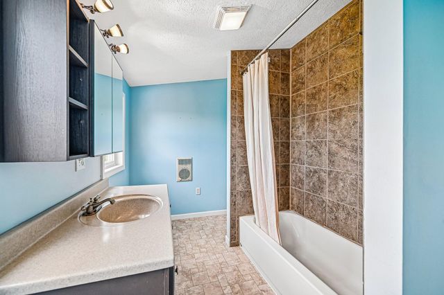 3118 N County Road 5 3118 N County Road 5, Bellefontaine, OH 43311