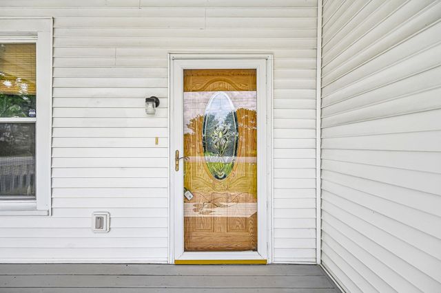 3118 N County Road 5 3118 N County Road 5, Bellefontaine, OH 43311