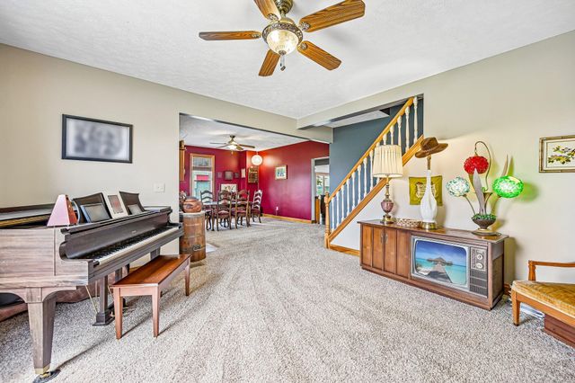 3118 N County Road 5 3118 N County Road 5, Bellefontaine, OH 43311