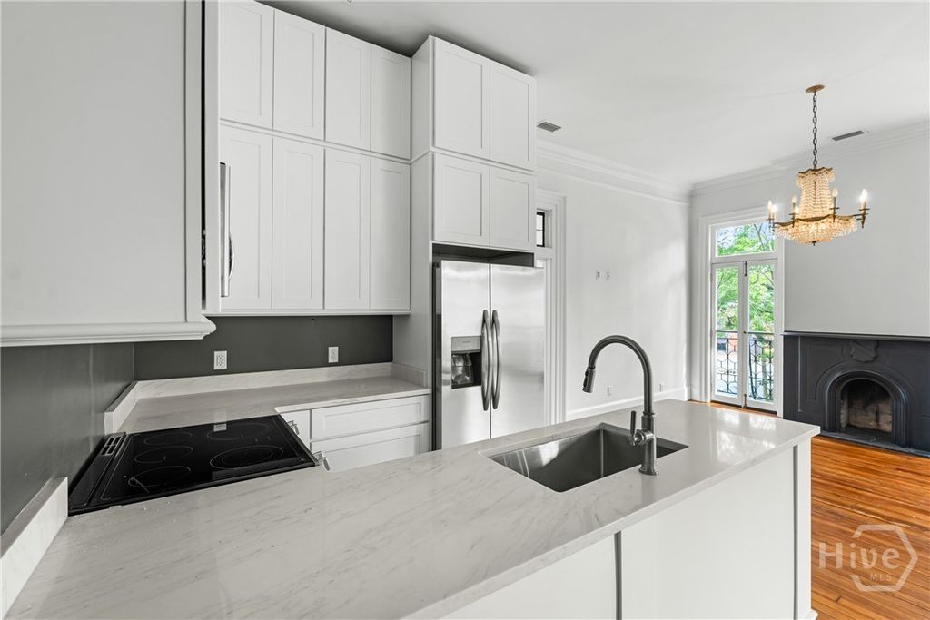 Image 14 of property listing at 417 Whitaker Street, Savannah, GA 31401