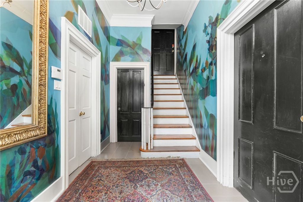 Image 2 of property listing at 417 Whitaker Street, Savannah, GA 31401