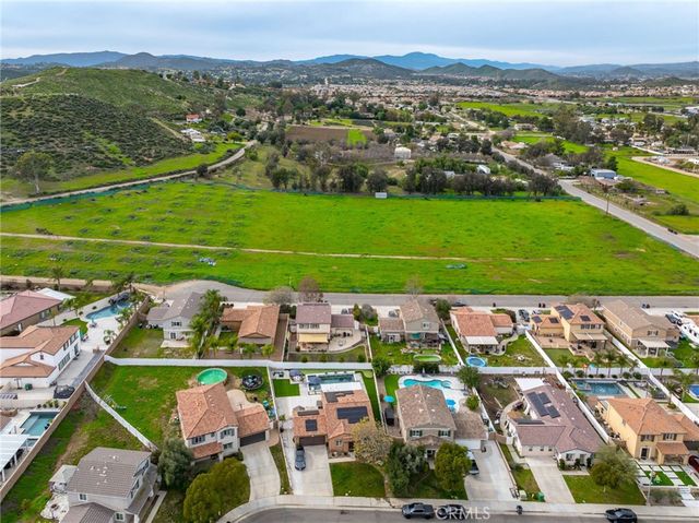 31839 Taton Court, Menifee, CA 92584