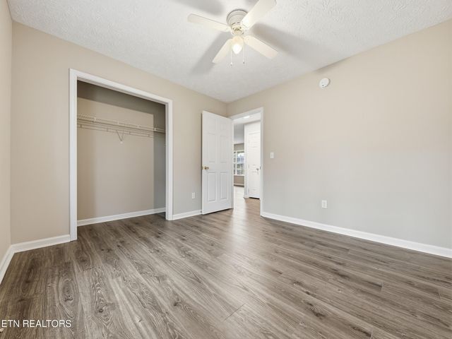 617 Hollow Drive, Strawberry Plains, TN 37871