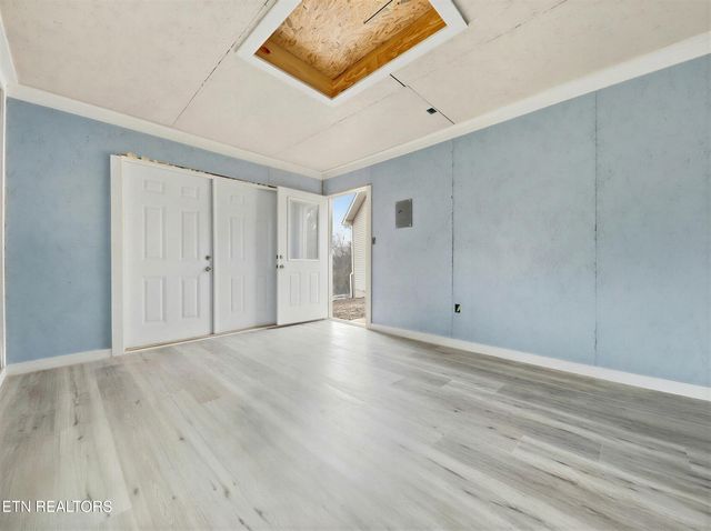 617 Hollow Drive, Strawberry Plains, TN 37871