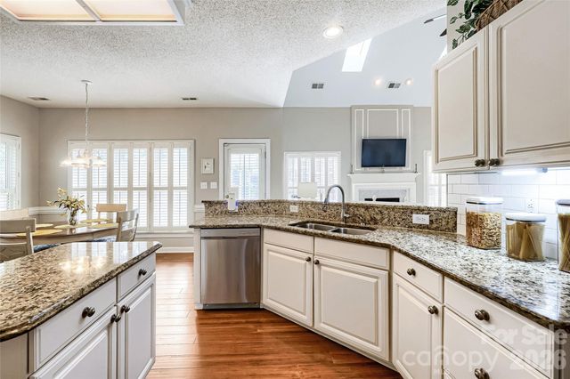 6211 Coleridge Court, Charlotte, NC 28269