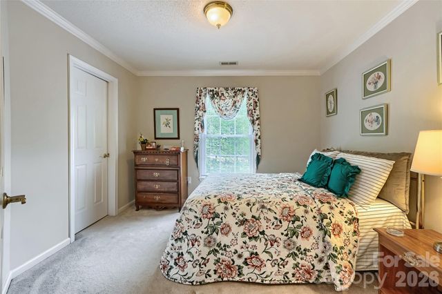 6211 Coleridge Court, Charlotte, NC 28269