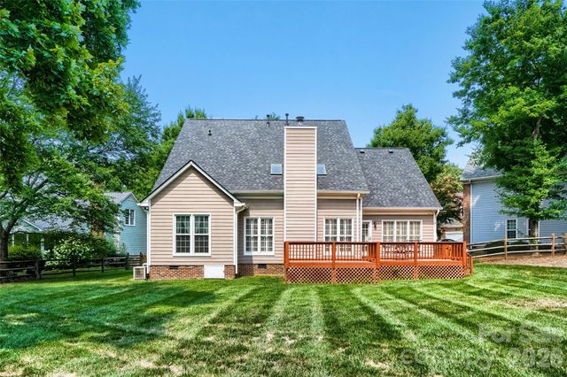 6211 Coleridge Court, Charlotte, NC 28269