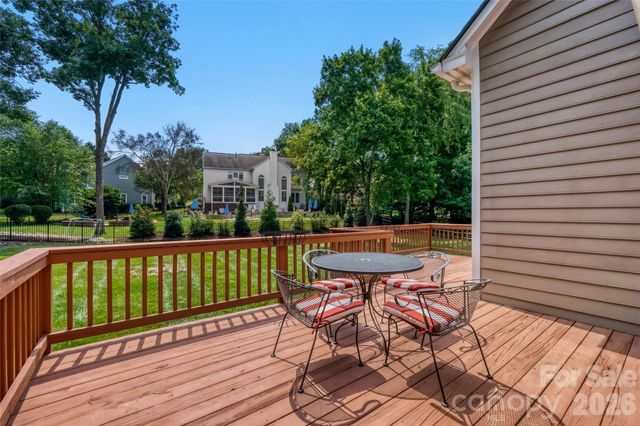 6211 Coleridge Court, Charlotte, NC 28269