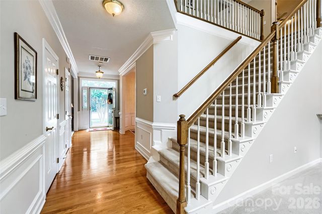 6211 Coleridge Court, Charlotte, NC 28269