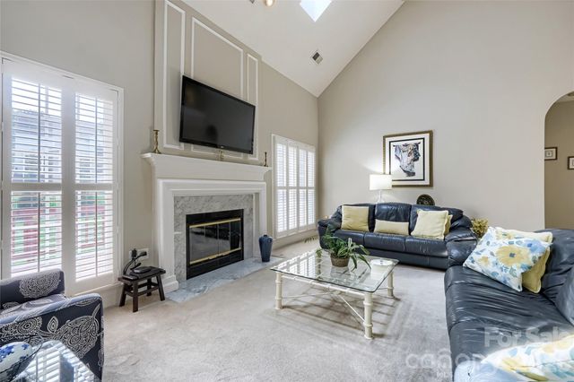 6211 Coleridge Court, Charlotte, NC 28269