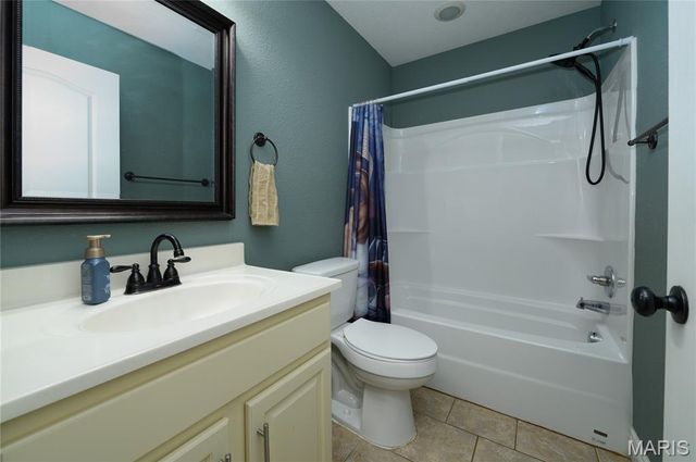 19583 Ladera Road, Waynesville, MO 65583