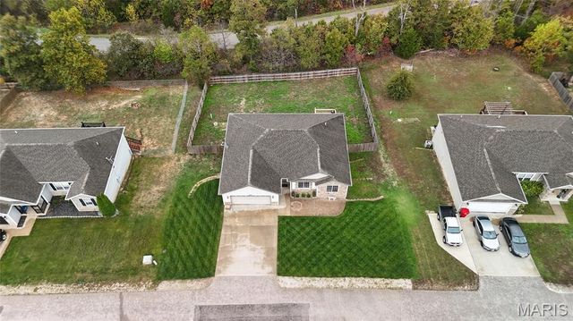 19583 Ladera Road, Waynesville, MO 65583