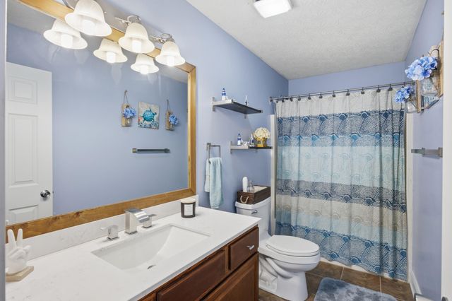 1206 Tim Tam Way, Lawrenceburg, KY 40342