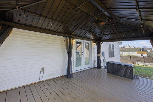 1206 Tim Tam Way, Lawrenceburg, KY 40342