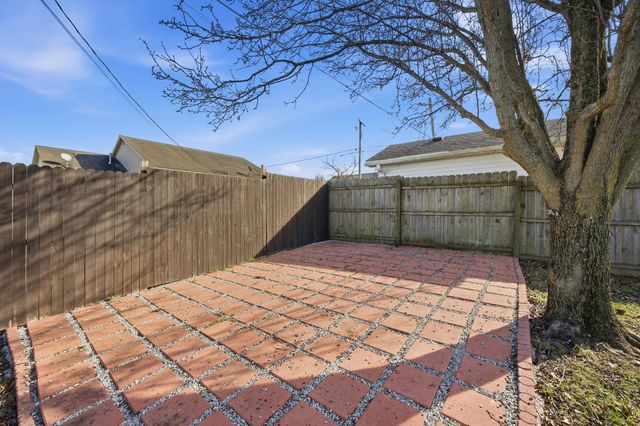 1206 Tim Tam Way, Lawrenceburg, KY 40342