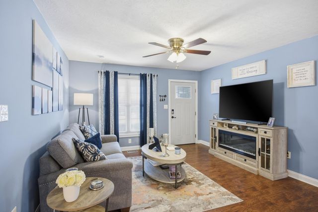 1206 Tim Tam Way, Lawrenceburg, KY 40342