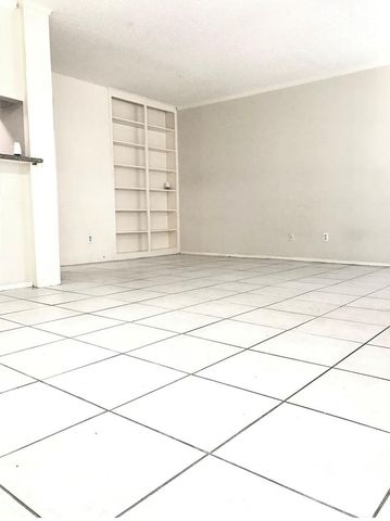 6410 Del Monte Drive 102, Hockley, TX 77057