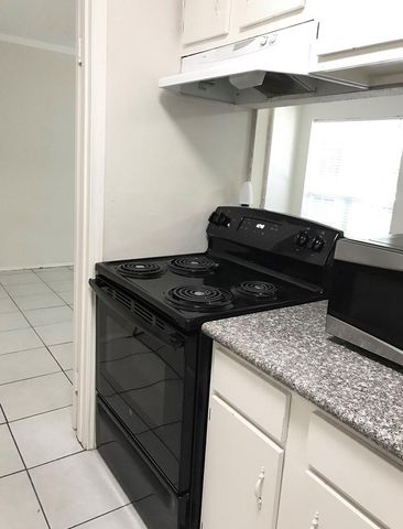 6410 Del Monte Drive 102, Hockley, TX 77057