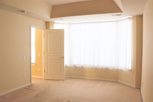 12392 Wedgemere Drive, Huntley, IL 60142