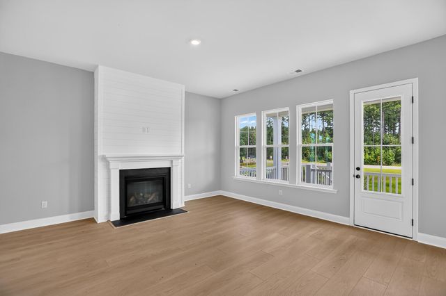 194 Sea Oats Street, Summerville, SC 29485