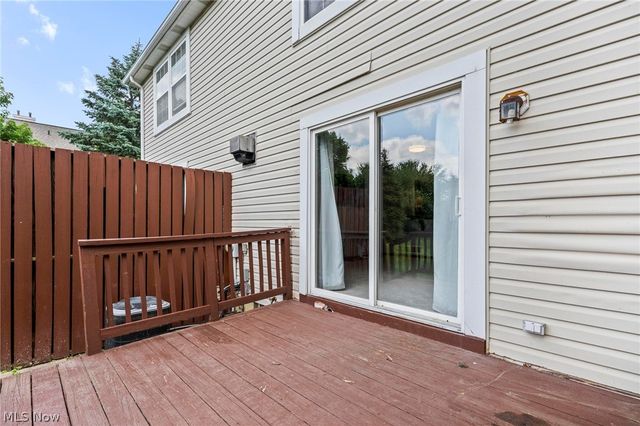 1105 Windmill Way N, Avon, OH 44011