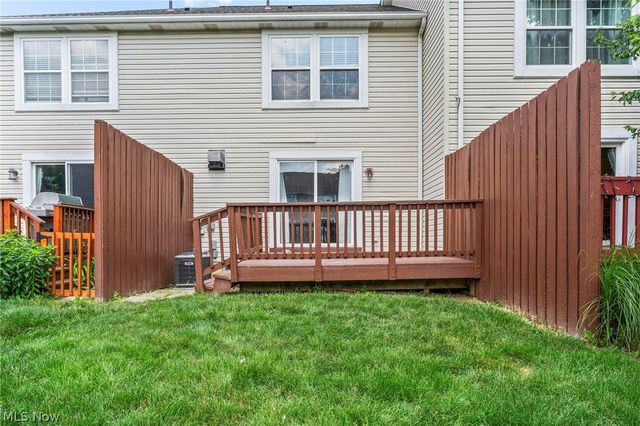 1105 Windmill Way N, Avon, OH 44011