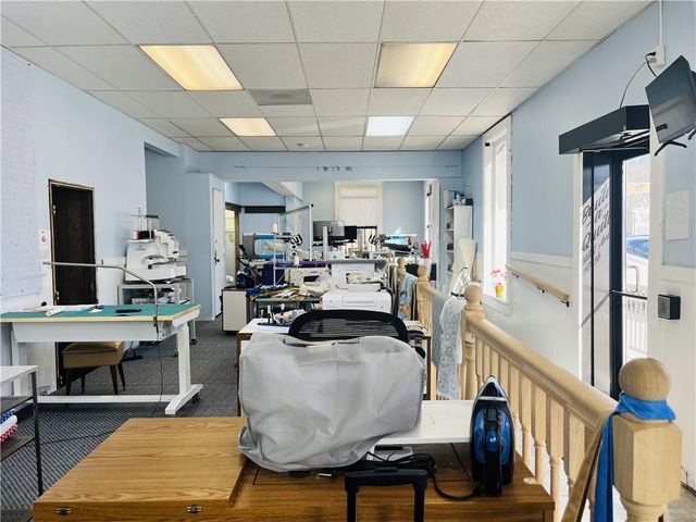 6223 King Hill Avenue, St Joseph, MO 64504