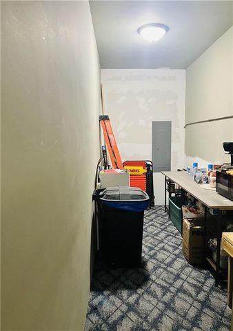 6223 King Hill Avenue, St Joseph, MO 64504