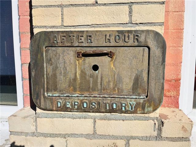 6223 King Hill Avenue, St Joseph, MO 64504