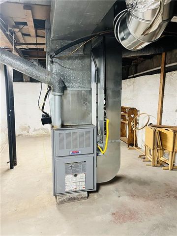 6223 King Hill Avenue, St Joseph, MO 64504