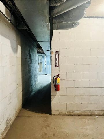 6223 King Hill Avenue, St Joseph, MO 64504