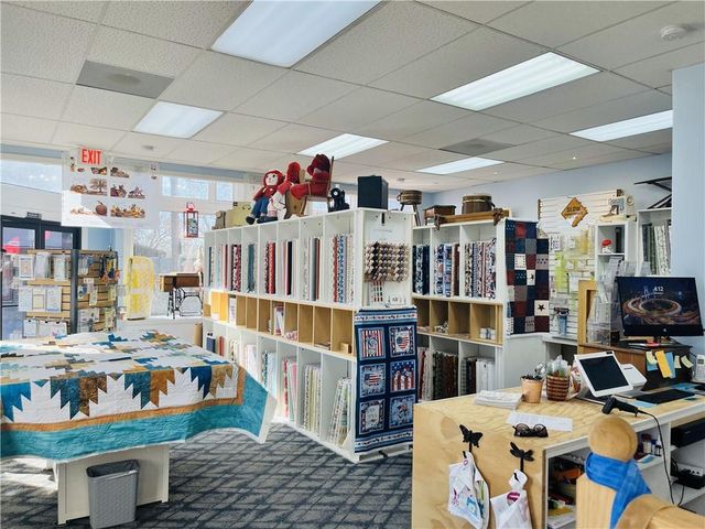 6223 King Hill Avenue, St Joseph, MO 64504