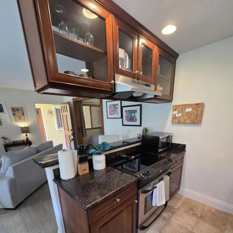 3151 Via Alicante 122, La Jolla, CA 92037