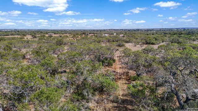 6715 S Loop 1604, Von Ormy, TX 78073