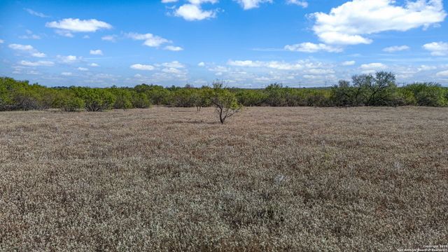 6715 S Loop 1604, Von Ormy, TX 78073