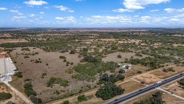 6715 S Loop 1604, Von Ormy, TX 78073