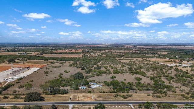 6715 S Loop 1604, Von Ormy, TX 78073