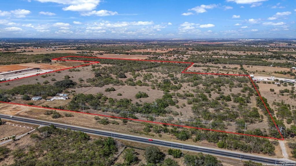 6715 S Loop 1604, Von Ormy, TX 78073